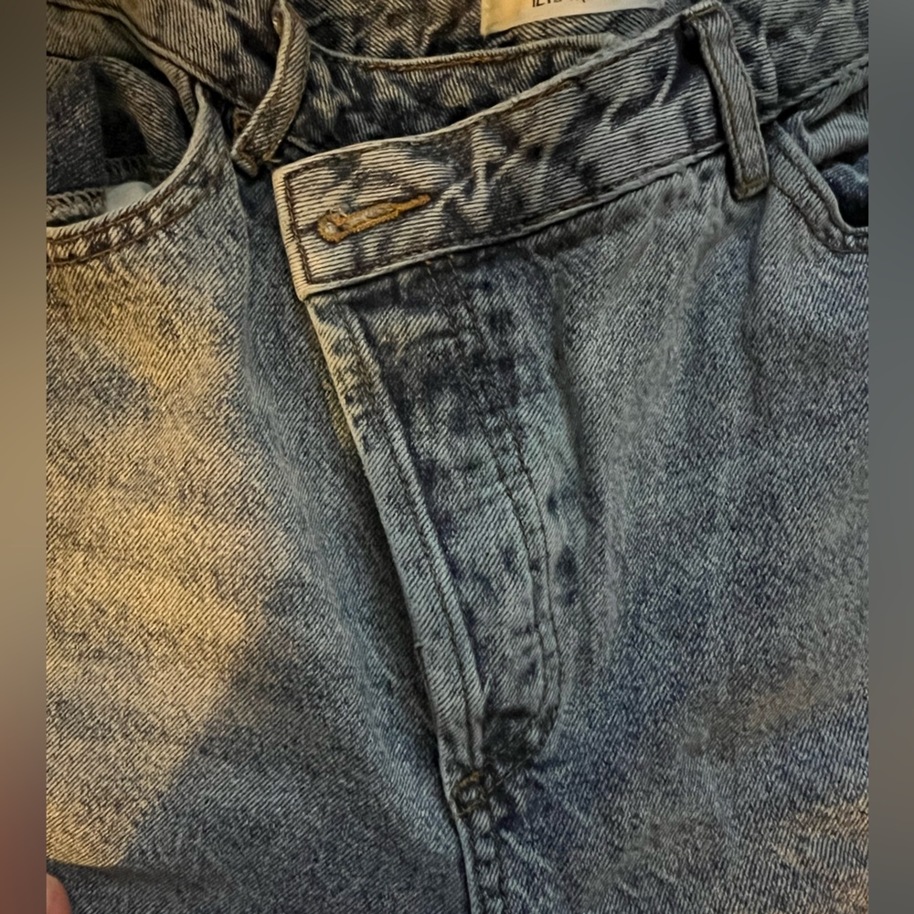 Jeans - Picture 3 of 4